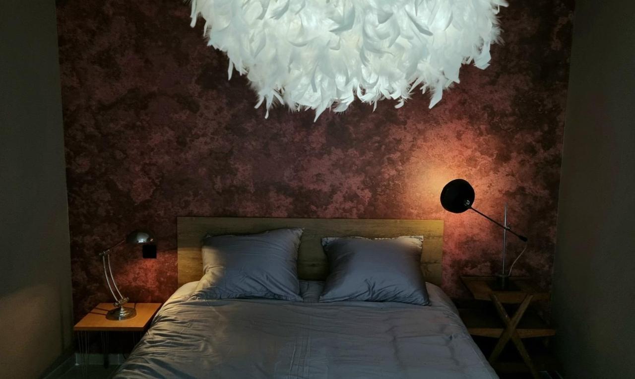 Logies La Chevre Folle - Lodging & Cooking In Style With Shared Kitchen オステンド エクステリア 写真